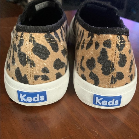 Adorably Comfy Keds! 🖤 - Picture 2 of 4